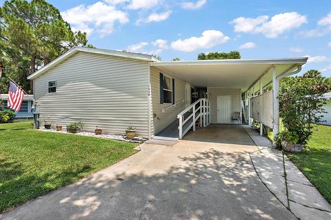 122 Shadow Woods Ln S #D, Eustis, FL 32726 photo 1