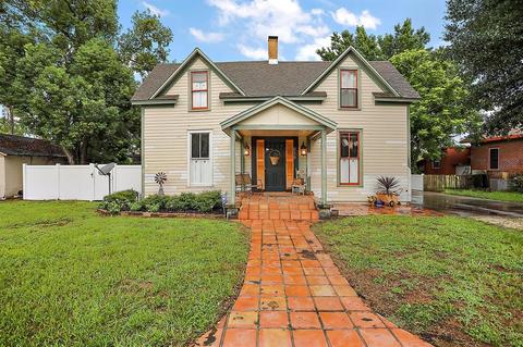 619 E Citrus Ave, Eustis, FL 32726 photo 1