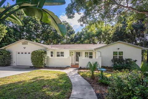 1526 Crestview Dr, Mount Dora, FL 32757 photo 1