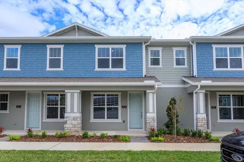 613 Bayhawk St, Debary, FL 32713