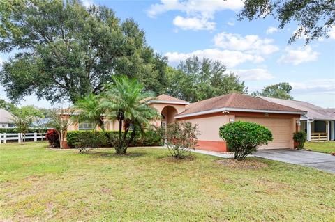 2717 Gables Dr, Eustis, FL 32726