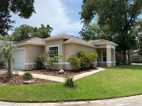 39 Townhill Dr, Eustis, FL 32726 photo 1