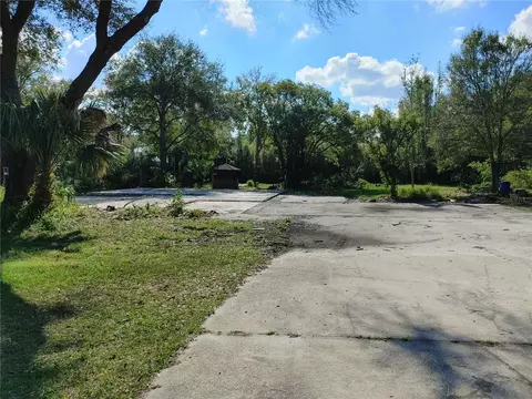 32426 Okaloosa Trl, Sorrento, FL 32776