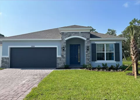 5994 S Mount Zion Cir, Deland, FL 32724