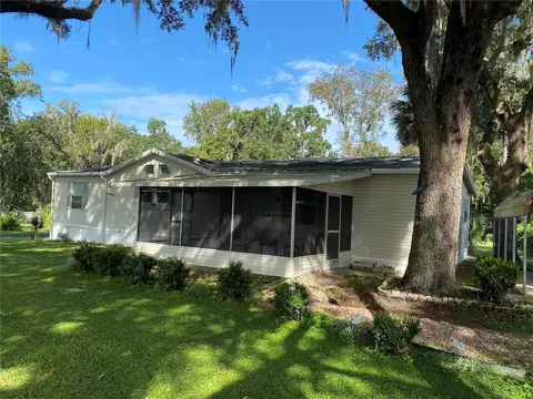 28945 Hubbard St, Leesburg, FL 34748