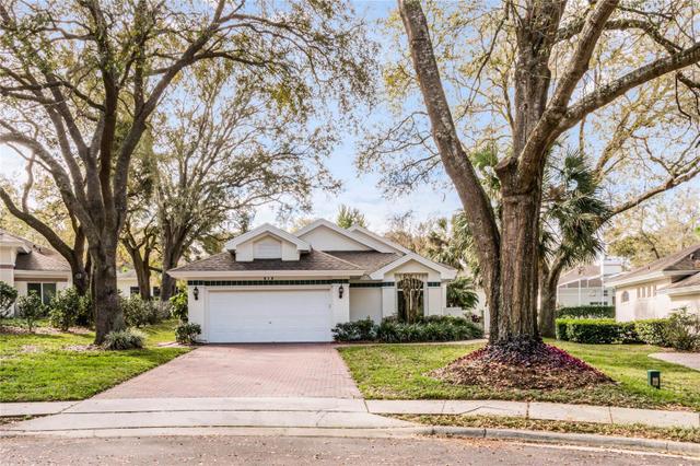 818 Red Hibiscus Ct, Apopka, FL 32712