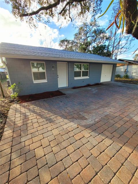 702 Morin St, Eustis, FL 32726 photo 1