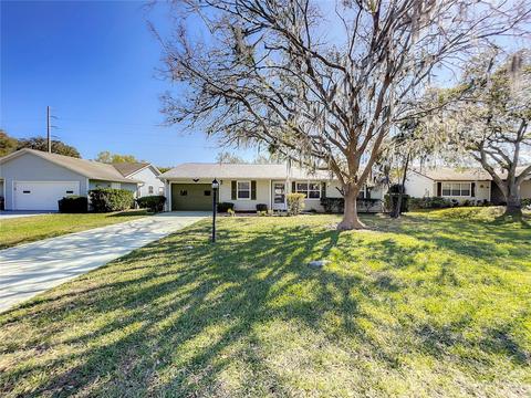 706 Brigadoon Cir, Leesburg, FL 34788