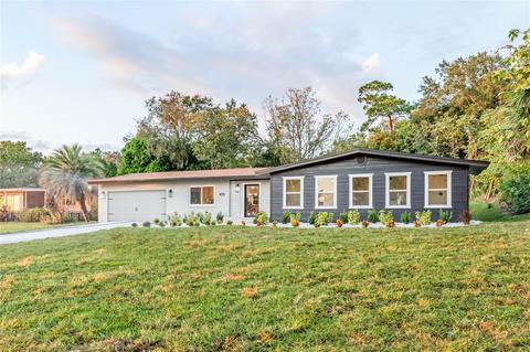 340 E Lakeshore Dr, Clermont, FL 34711