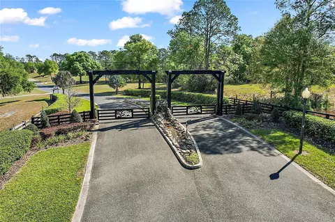 41509 Saddle Ridge Ln, Weirsdale, FL 32195
