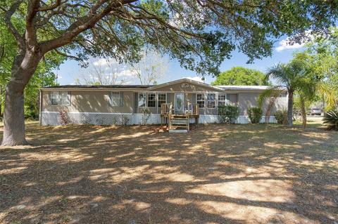 13875 SE 170th St, Weirsdale, FL 32195