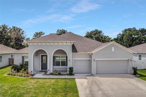 1834 Forest Glen Dr, Fruitland Park, FL 34731