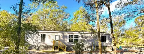 103 Kemp St, Interlachen, FL 32148
