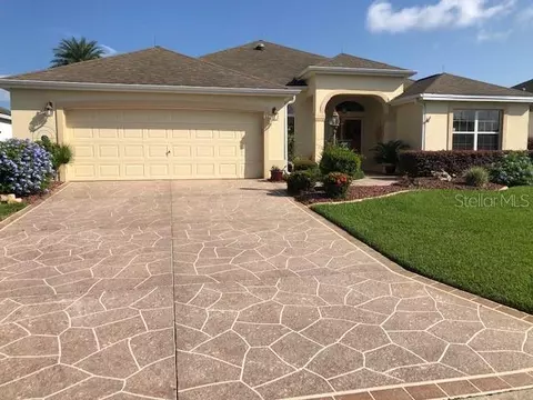 2430 Ambler Cir, The Villages, FL 32162