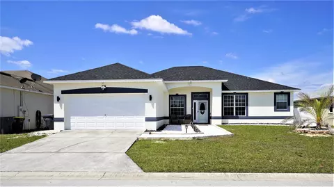752 Wildflower Rd, Davenport, FL 33837