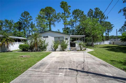 24302 Maxwell St, Astor, FL 32102