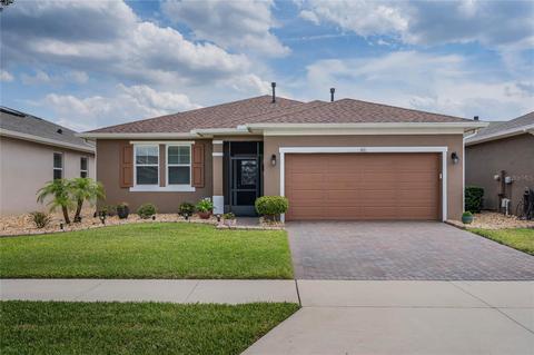 902 Tidal Pond Dr, Groveland, FL 34736