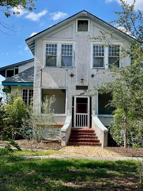 576 W Minneola Ave, Clermont, FL 34711