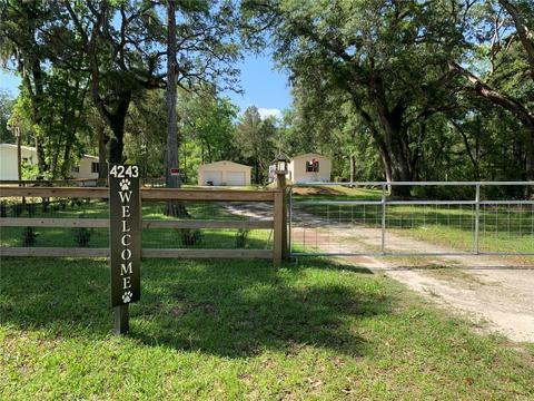 4243 SW 129th Blvd, Webster, FL 33597