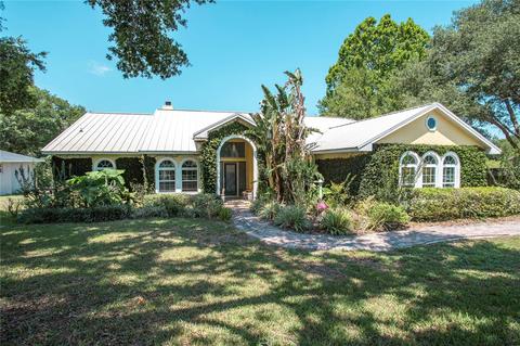 3006 Colfax St, Eustis, FL 32726