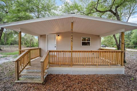 10845 SE 186th Ter, Ocklawaha, FL 32179