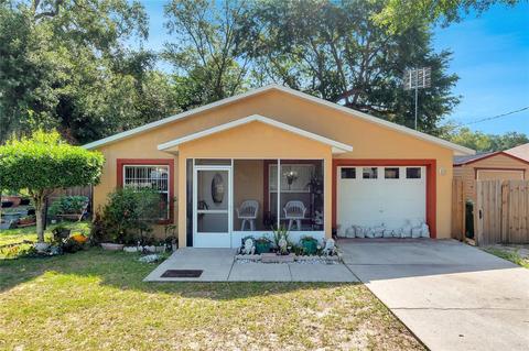 1220 Tuskegee St, Leesburg, FL 34748