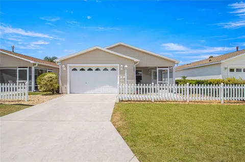 356 Katherine Pl, The Villages, FL 32162