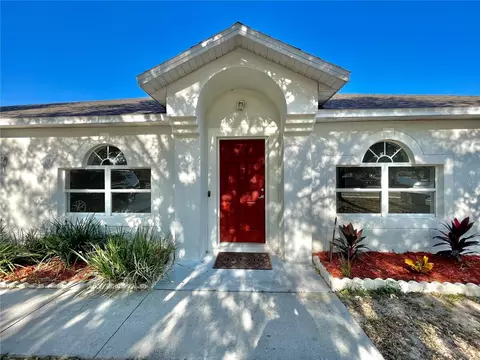 1918 Thorngate Ln, Mascotte, FL 34753