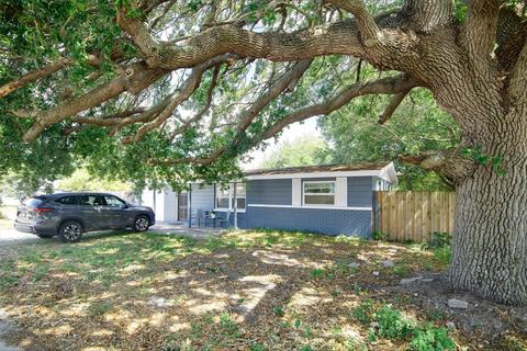 5223 Mile Stretch Dr, Holiday, FL 34690