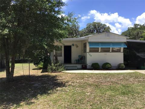 104 E Lemon St, Lady Lake, FL 32159