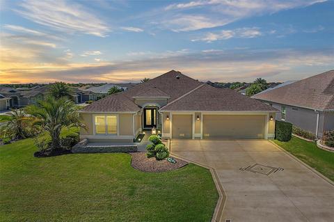 1922 Quailey Ct, The Villages, FL 32163