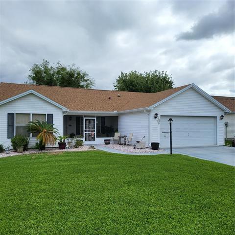 1327 Camero Dr, The Villages, FL 32159