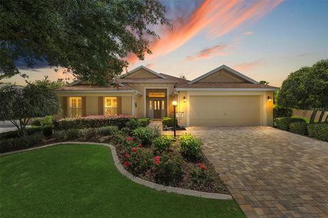 2526 Saffron Ln, The Villages, FL 32162