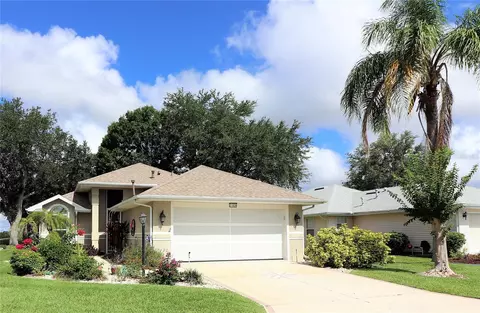 21829 Royal St Georges Ln, Leesburg, FL 34748
