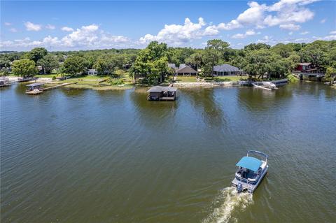 900 Harbor Terrace Ter N, Tavares, FL 32778