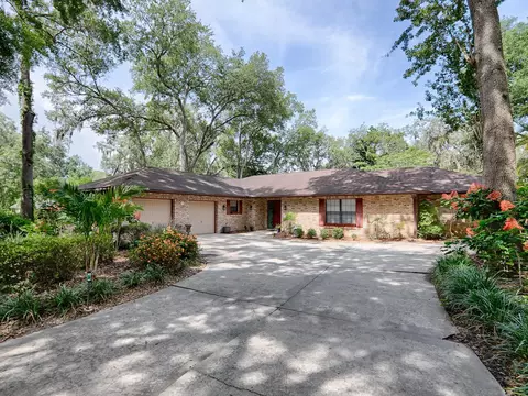 4109 Lake Forest St, Mount Dora, FL 32757