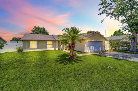 12152 Woodglen Cir, Clermont, FL 34711