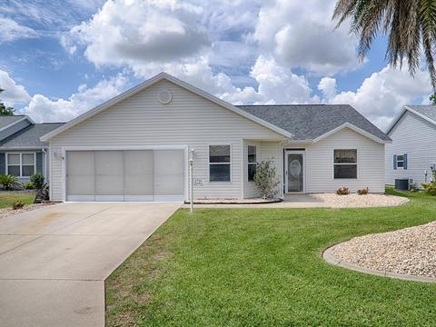 2716 La Posada Dr, The Villages, FL 32162