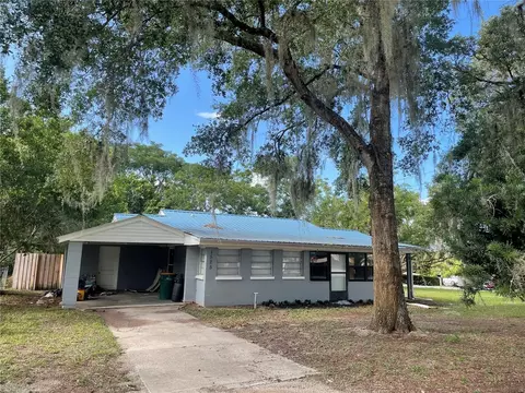 1525 Pennsylvania Ave, Eustis, FL 32726