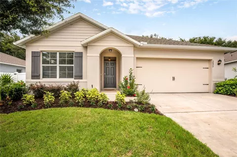 3072 Bethpage Loop, Mount Dora, FL 32757