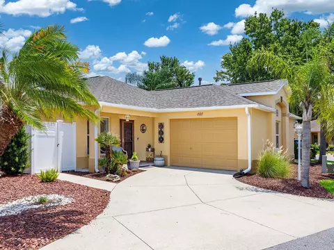 1527 Barnwell Pl, The Villages, FL 32162