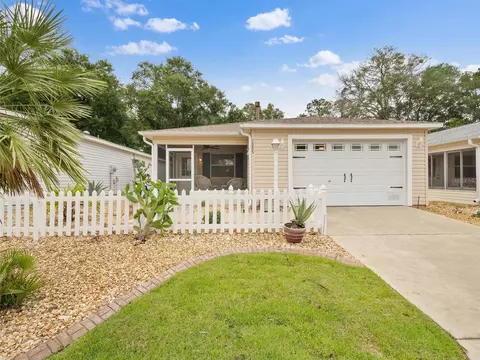 1555 Woodfield Way, The Villages, FL 32162