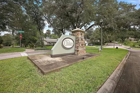 Oak Leaf Circle, Mount Dora, FL 32757