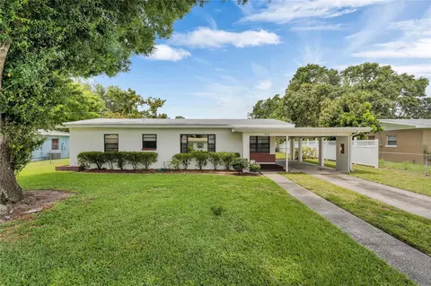 3006 Walnut St, Winter Haven, FL 33881