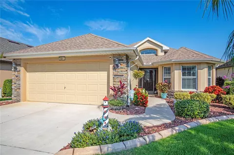 8841 Beacon Hill Ave, Mount Dora, FL 32757