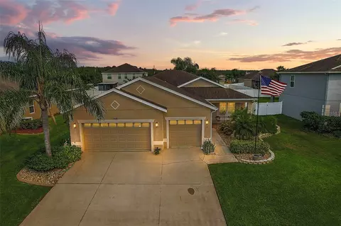 4913 Royce Dr, Mount Dora, FL 32757