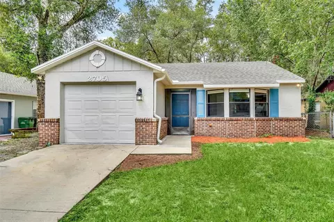2705 Lorraine Dr, Leesburg, FL 34748