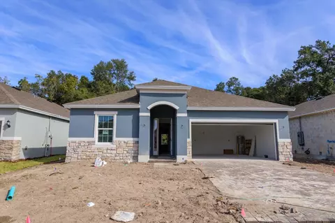 9049 N Cape Cod Rd, Deland, FL 32724