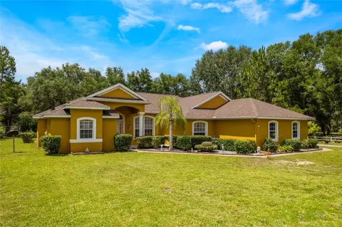 8212 Treasure Island Rd, Leesburg, FL 34788