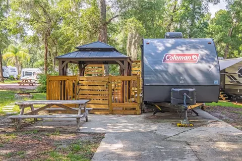 25220 NE 142nd Ln, Fort Mc Coy, FL 32134